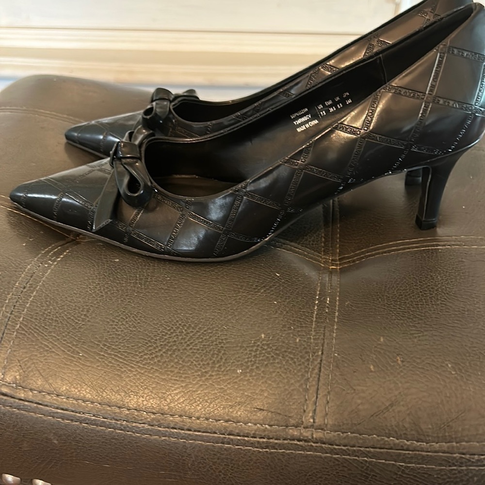 Dream pairs black heels